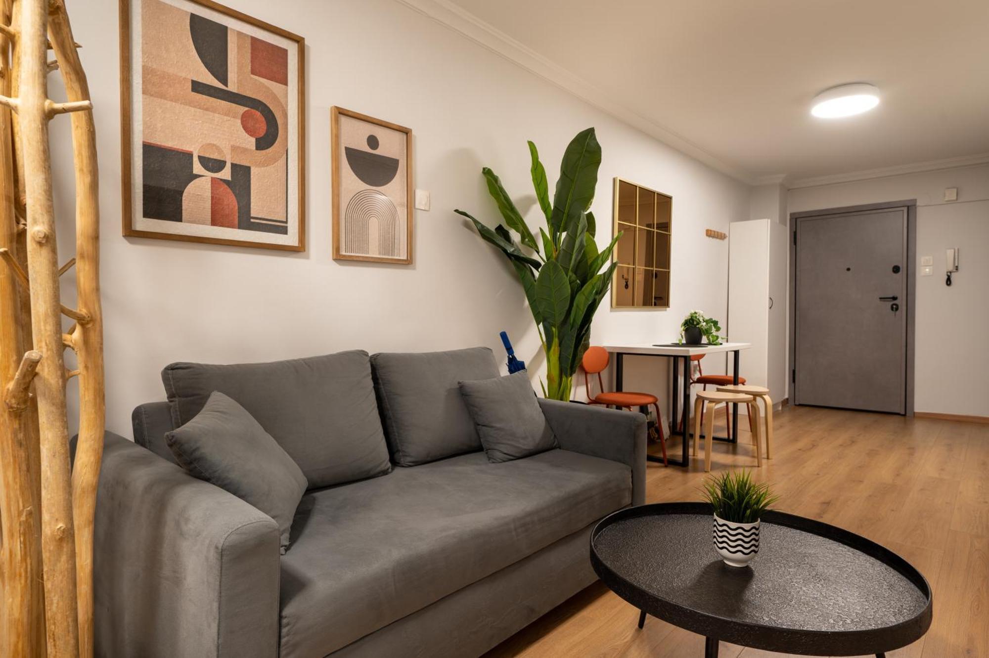 Apartment Nest *